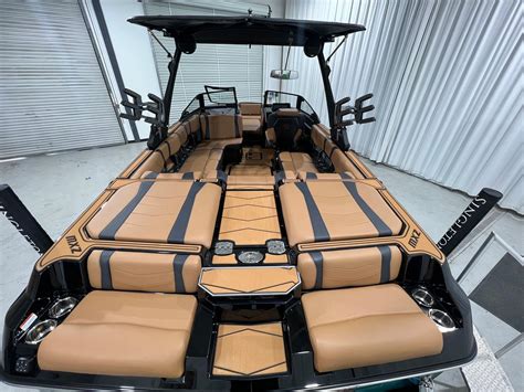 2024 Malibu Wakesetter 23 MXZ Bateaux ski nautique wakeboard à vendre