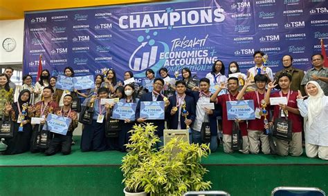 Siswa SMA Albayan Juara 2 Dalam Kompetisi Ekonomi Universitas Trisakti