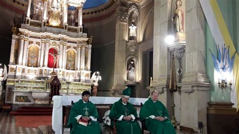 El Obispo Celebr Su Aniversario Sacerdotal A Los Pies De La Virgen