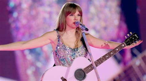 Taylor Swift Emociona Con Su Primer Concierto En Ciudad De México La