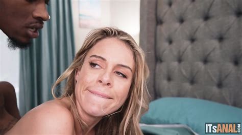 Skinny Blonde MILF Deep BBC Anal Ummr V X N Summer Vixen