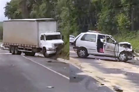 Condutor Tenta Ultrapassar Carro Aquaplana E Colide De Frente