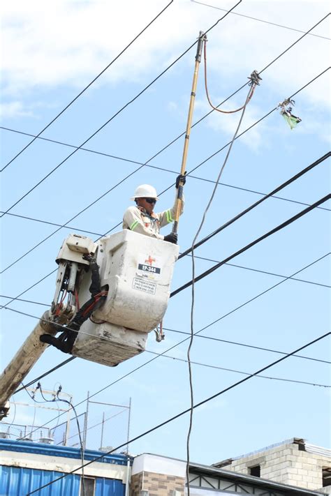 Edeeste desarrolla proyecto eléctrico para mejorar servicio en mercado