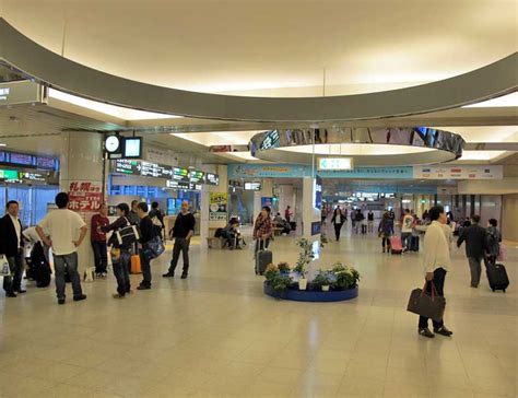chitose airport sapporo arrivals departures japan experience