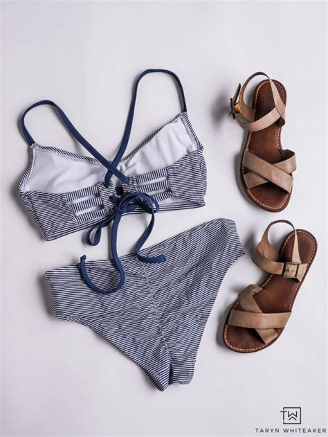 Hot Sexy Taryn Whiteaker Bikini Pics