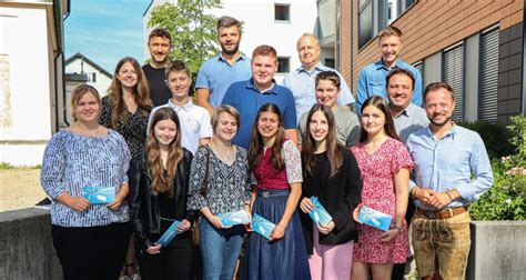 Ehrung Der Jahrgangsbesten Sch Lerinnen Und Sch Ler Kompass