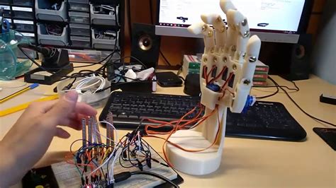 Robotic Hand Arduino Progetto Mano Robotica 3D YouTube