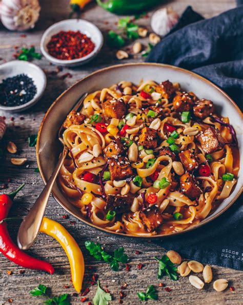 Asia Noodles With Crispy Tofu And Chili Peanut Sesame Sauce Bianca