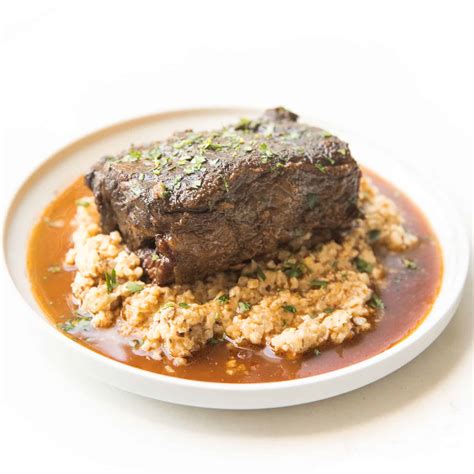 The Best Red Wine Braised Beef Recipe Tastes Lovely