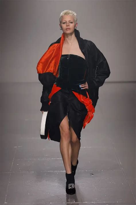 Asai Ready To Wear Fall Winter London Nowfashion