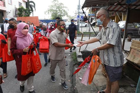 Baucar Beli Belah Tahun Baharu Cina Manfaatkan 350 Warga Sungai Tua