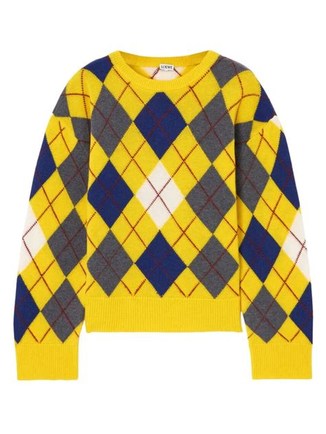 Shop This Seasons Trending Argyle Sweater Vogue Scandinavia