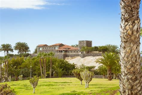 Plaza Playa Del Duque Duke Castle Costa Adeje Teneriffa Spanien