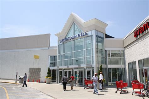 Watertown Mall Leonardo Dasilva Flickr