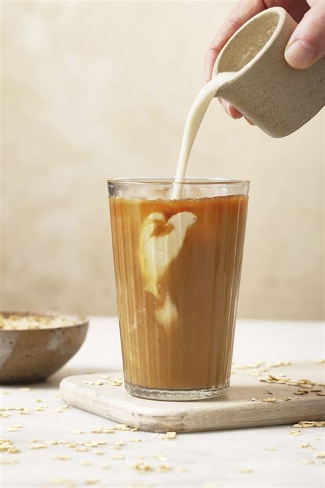 15-Minute Oat Milk Coffee Creamer Recipe - Two Spoons