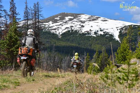 Exploring The Cariboo Chilcotin Region In Bc Canada Adventure Rider