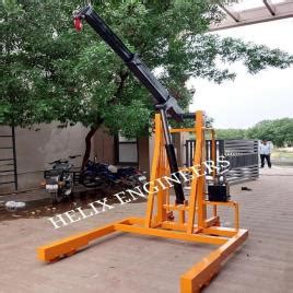 Rotary Hydraulic Floor Crane In Ahmedabad Helix Engineers