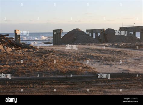 Rockaway Beach Boardwalk Hi Res Stock Photography And Images Alamy