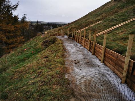 Earl Opens Footpath In Tebay Yorkshire Dales National Park