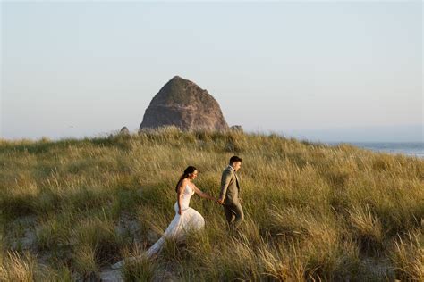 Stunning Oregon Coast Elopement At Cannon Beach Adventure Elopement