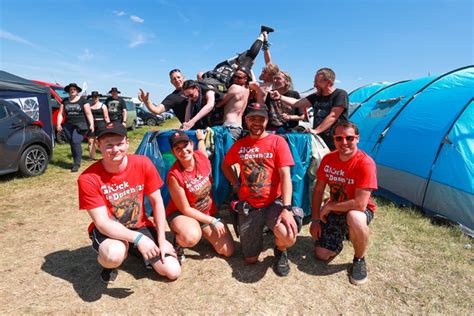 Glück in Dosen starke Aktion beim ROCKHARZ Festival metal heads de