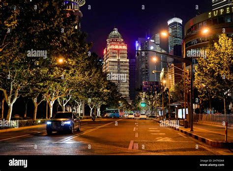 Nacht Autoverkehr Fotos Und Bildmaterial In Hoher Aufl Sung Alamy