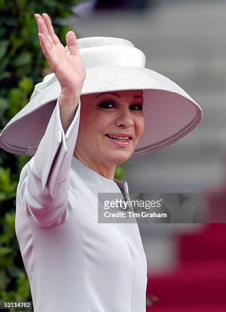 123 Empress Farah Diba Of Iran Wedding Stock Photos High Res Pictures