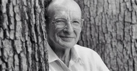 Urie Bronfenbrenner: biography of this developmental psychologist.