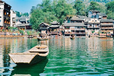 Turismo En La Ciudad Antigua De Fenghuang Foto Descarga Gratuita HD