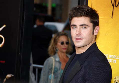 Qu Le Ha Pasado A Zac Efron En La Cara Cromosomax