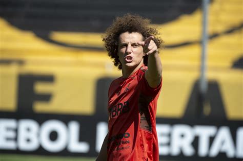 Flamengo Confirma Hepatite De David Luiz Mas Deixa Claro Que Zagueiro