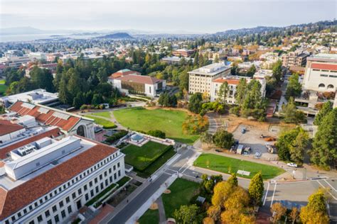 Aerial view of buildings in University of California, Berkeley campus ...