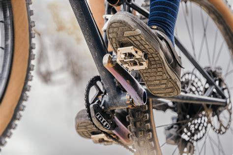 The Best Mountain Bike Pedals - Gadget Advisor