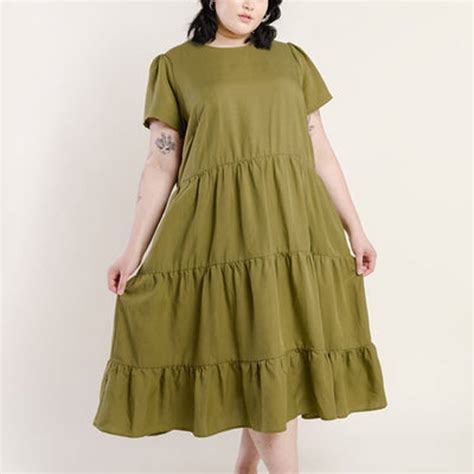 Womens Plus Size Beautiful Short Sleeves Ruffle Dress China Tired