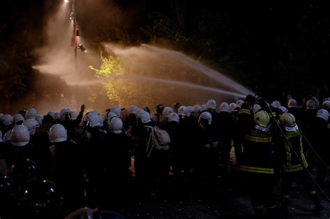 “pashë Diçka Të Përsëritur” Analisti Për Tubimin Nuk Ishte Protestë E