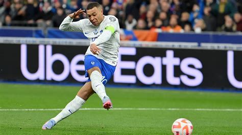 France Pays Bas Kylian Mbappé Dépasse Le Total De Benzema En Bleu Et Devient 5e Meilleur