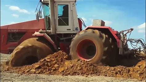 Heavy Equipment And Cars Stuck In Mud 2018 Video Dailymotion