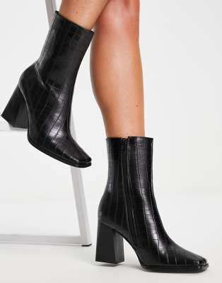 Truffle Collection Bottines Talon Et Bout Carr S Noir Asos