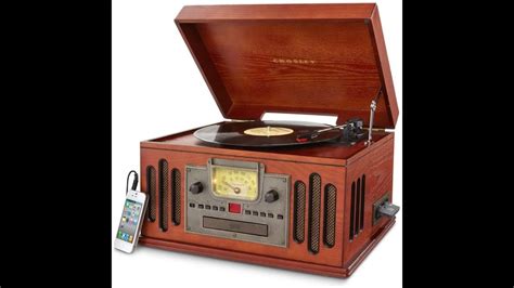 Retro Crosley Cr704 3 Speed Turntable Radio Cd And Cassette Player Youtube