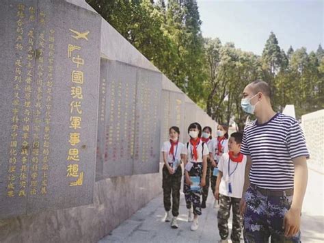 镇江日报多媒体数字报刊齐梁故里鱼水情深 红色土地双拥花盛