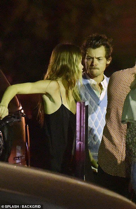 Harry Styles Olivia Wilde Updates On Twitter