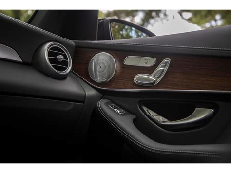 2021 Mercedes-Benz GLC-Class Pictures: | U.S. News