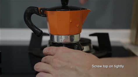 Brewing Coffee With Moka Pot Youtube