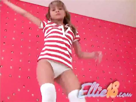 Ellie Wide Eyed Teen Fingers Her Pussy XHamster