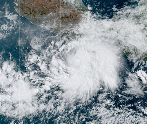 Hurricane Agatha Is Set To Hit Southern Mexico Today The New York Times