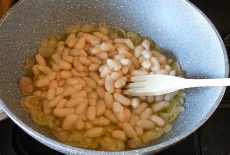 Zuppa Toscana Con Cavolo Nero E Fagioli Cannellini Ricette In Minuti