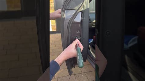 How To Open A Car Door That Is Stuck Shut