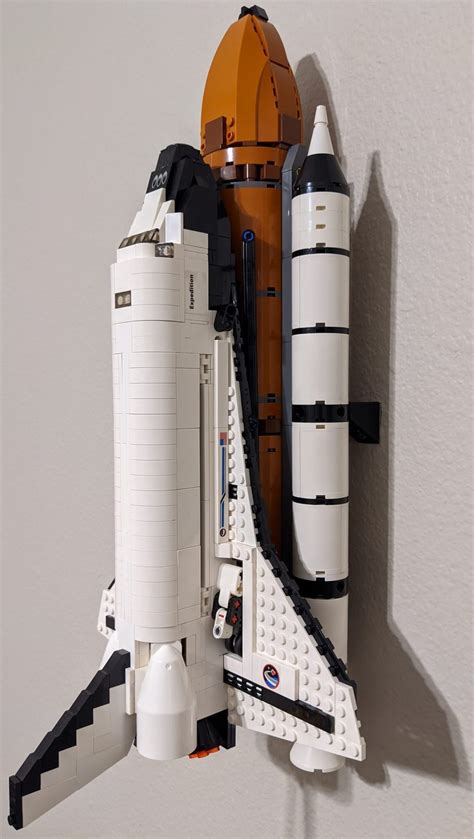 Lego wall display mount 10231 Creator Shuttle Adventure Space Shuttle ...