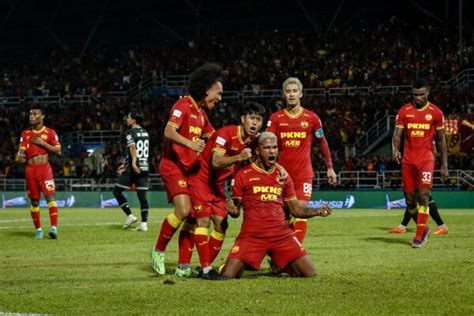 Piala Malaysia Gergasi Merah Selangkah Ke Pentas Final Kosmo Digital