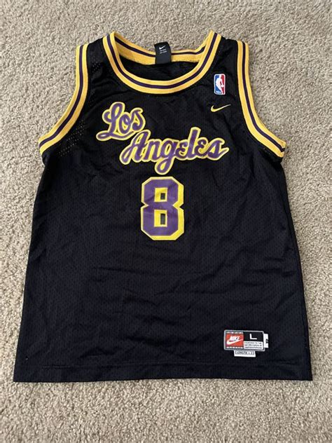 Nike Kobe Bryant throwback jersey | Grailed